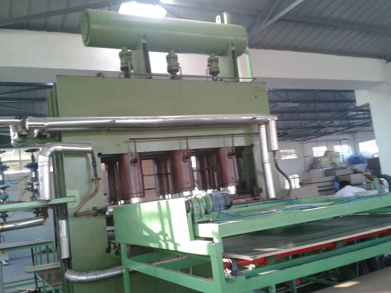 Plywood Hydraulic Press Machine