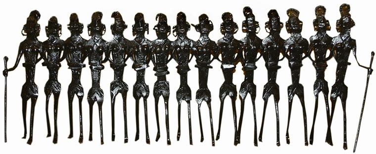 15 Dancing Tribals Iron Handicrafts