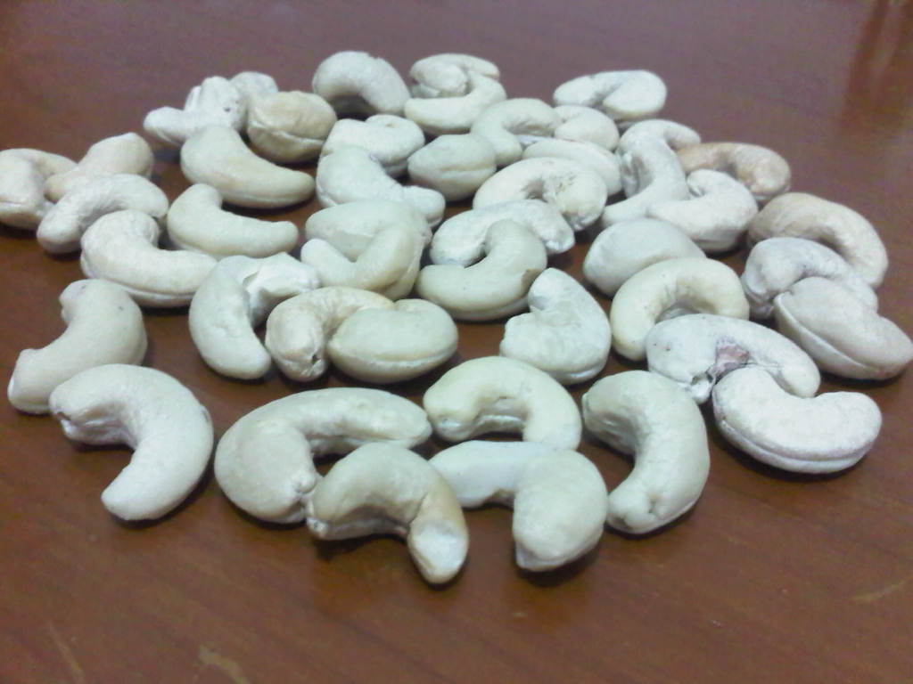 Kernel Cashew Nuts