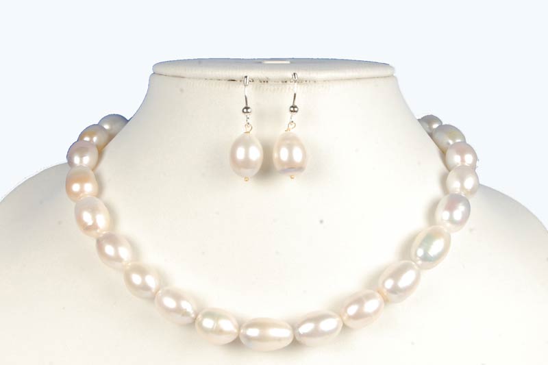 Drop White Color Freshwater Pearl Necklace Earring