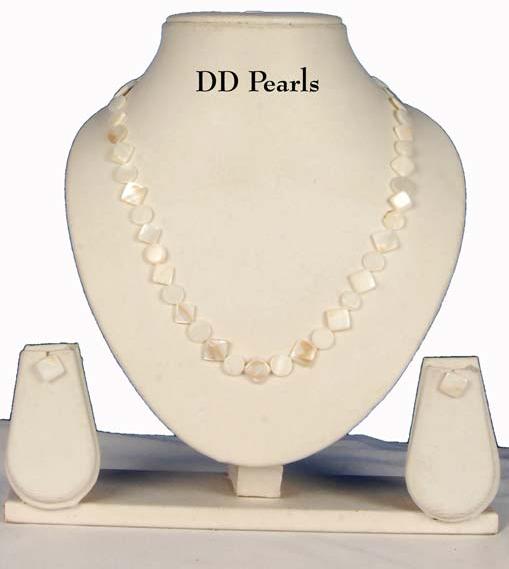 Mother of Pearl Necklace with Matching Earrings.