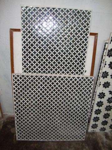 Thikri Glass Tile 