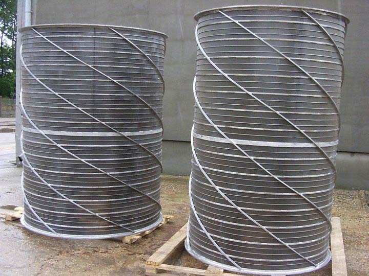 Polished Stainless Steel Wedge Wire Intertank Screen, for Industrial, Certification : ISI Certified