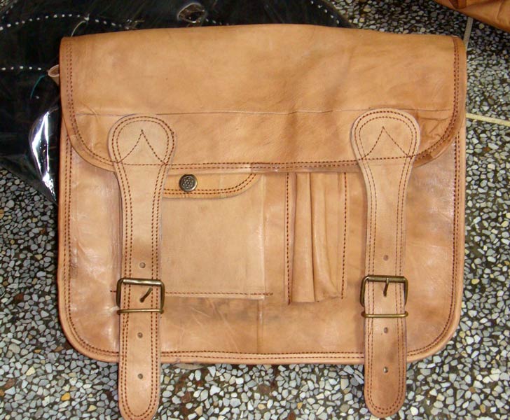 Mojari exporters Beautiful Leather Handbags