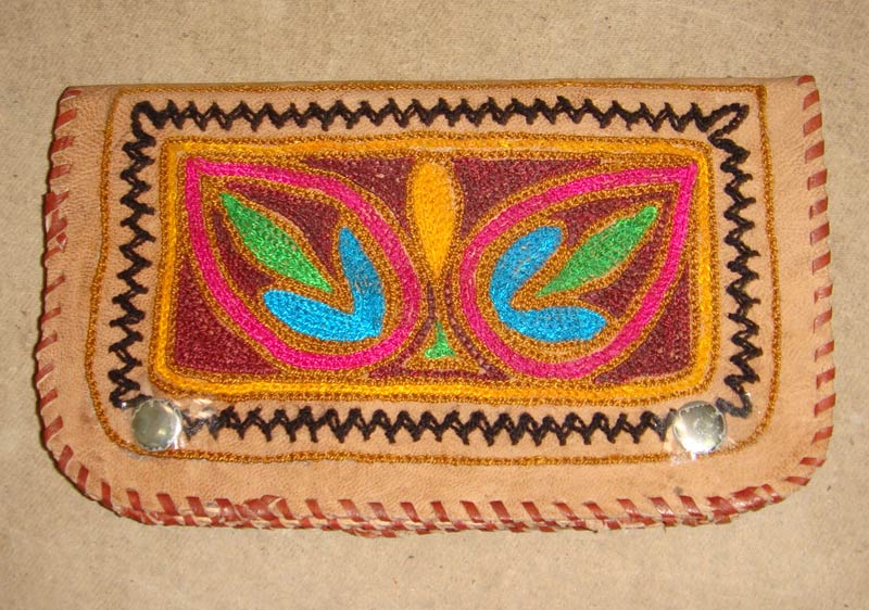 Mojari exporters Embroidery Leather Wallets