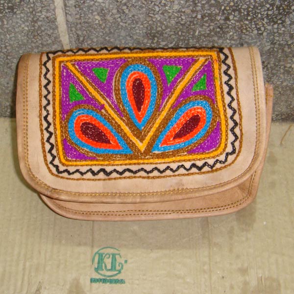 Mojari exporters Handmade Embroidery Wallets