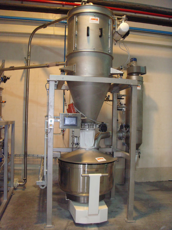 Дозирование сырья из бочки. Система автоматической подачи сырья. Централизованная система подачи сырья. Подача сырья. Вакуумный загрузчик сырья.