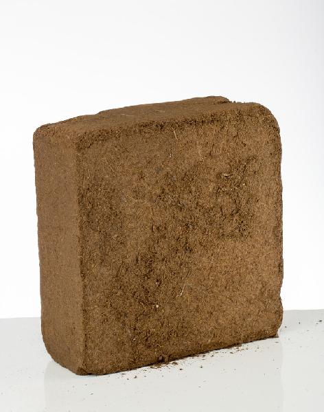 Soil Conditioner Coco Peat Block, Color : Brown