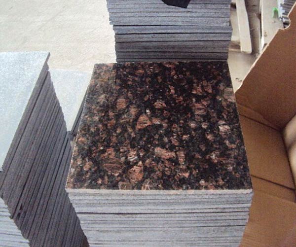 Tan Brown Granite Tiles