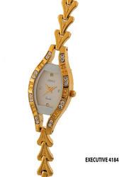 Ladies Golden Fancy Dial Wrist Watch