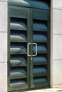 Polished louvered doors, Shape : Rectangular