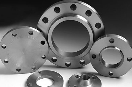 ASTM A105 Carbon Steel Flanges, Size : 1/2” NB TO 24” NB.