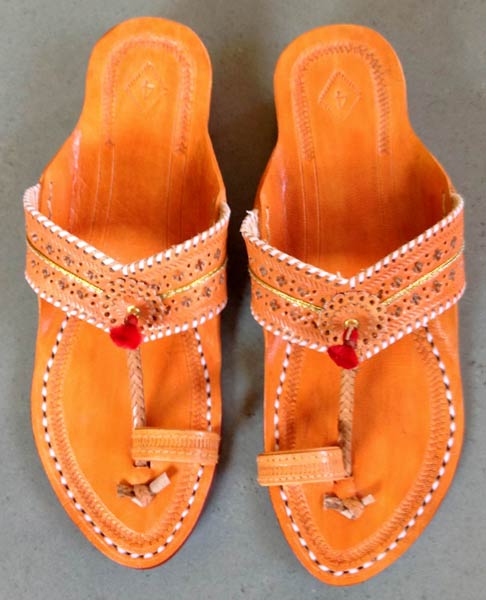 kolhapuri chappals with heels online