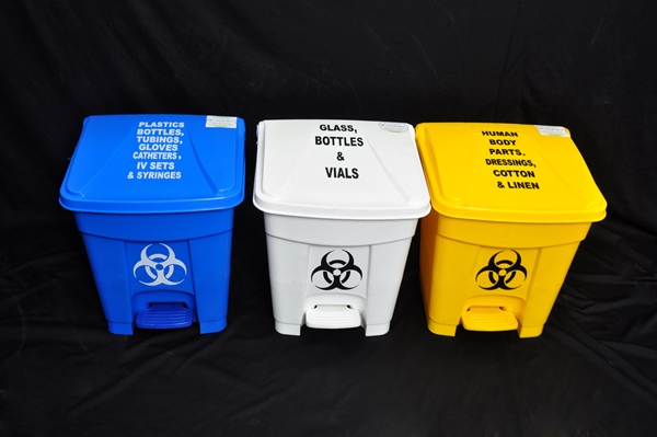 Heavy Plastic Dustbin with Foot Paddle