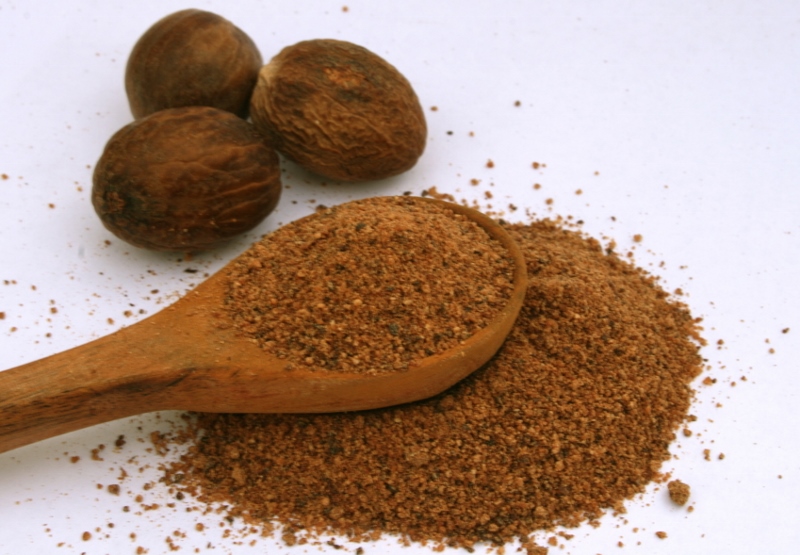 Nutmeg Powder (Myristica Fragrans)