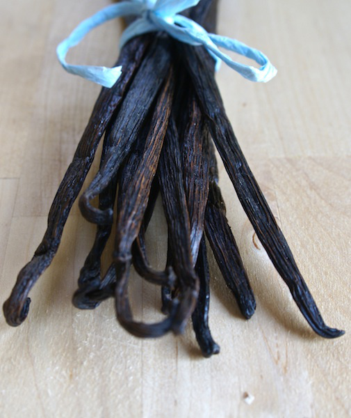 Black Vanilla Beans (Premium Gourmet Grade A)