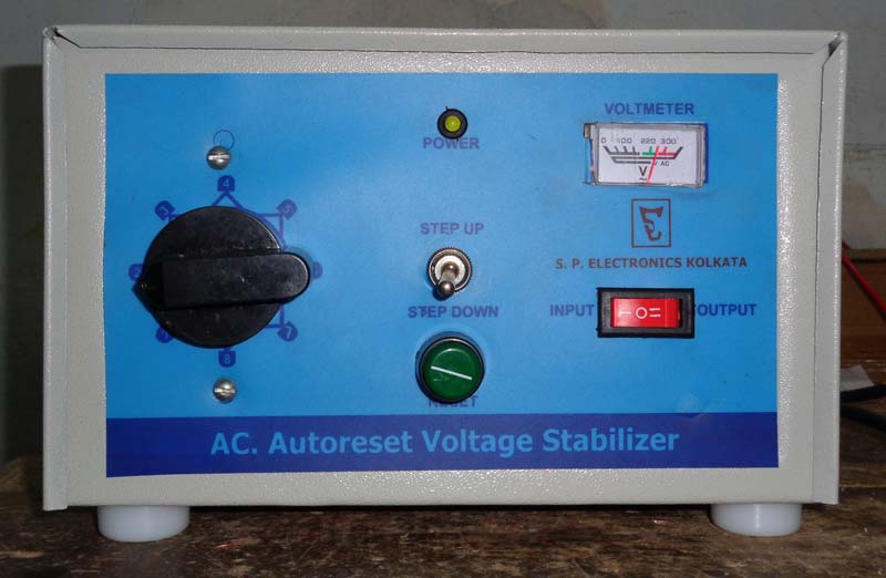 Manual Voltage Stabilizer Uto-reset
