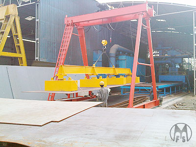 Murzellos Gantry Cranes 2, for Surface Preparation