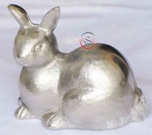 Aluminium Rabbit Statue
