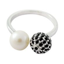 Black spinel and Pearl cuff ring