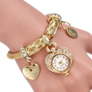 Charm Stylish Women Bracelet Watch