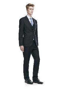 Full Sleeves Men Business Suit, Pattern : Plain, Size : XXL, XXXL at Rs  1,990 / Piece in Bangalore