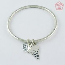 HANGING HEART BANGLE