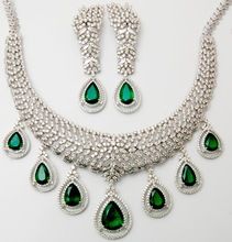 Pear Cut Emerald Necklace