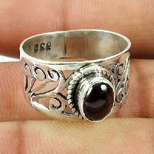 925 Sterling Silver Jewellery Scrumptious Garnet Gemstone Ring