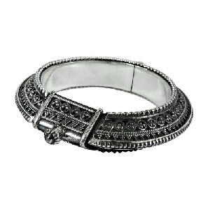 Daily Wear 925 Sterling Silver Traditional Bangle Jewellery
