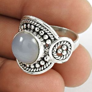 Stylish Design! 925 Silver Chalcedony Ring