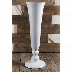 Decoration white Cylindrical vase