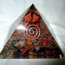 Chakra Stones Orgone Pyramid