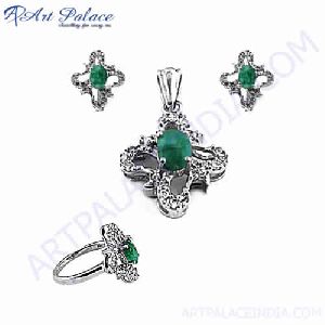 Cz and Dyed Emerald Silver Jewelry Set