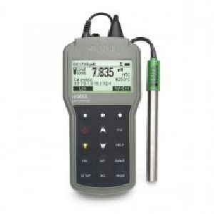 Professional Waterproof Portable pH Meter