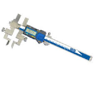 DIGITAL CALIPERS WITH INTERCHANGEABLE POINTS