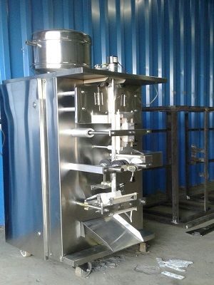 Automatic pepsi pouch packing machine Singel Head SS Body