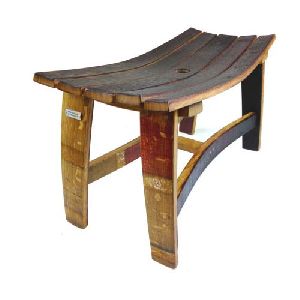 RECLAIMED TIMBER STOOL