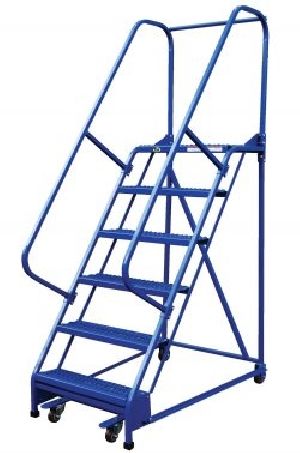 Portable Warehouse Ladders Grip-Strut Steps