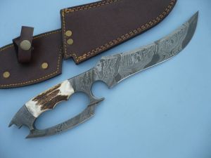 Damascus Steel Hunting Knife