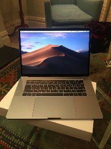 New Apple 15" MacBook Pro 2017 W/ TouchBar 2.8GHz Intel Core i7