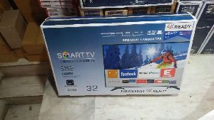 32 Inch LED Smart TV