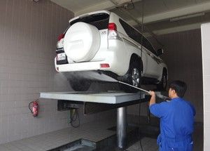 Automobile Car Washing Lift