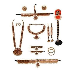 Traditional Drama Jewellery Set