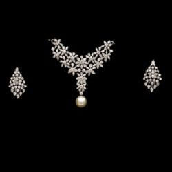 silver diamond jewelry