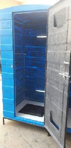 Urinal Cabin
