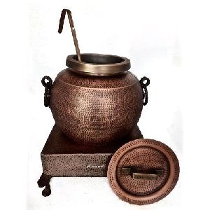 Copper Hammered Mughlai Soup Mutka