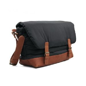 camera messenger bag