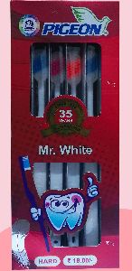 Pigeon Mr. White Hard Toothbrush