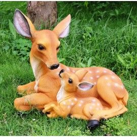 Deer baby and mother sitting statue